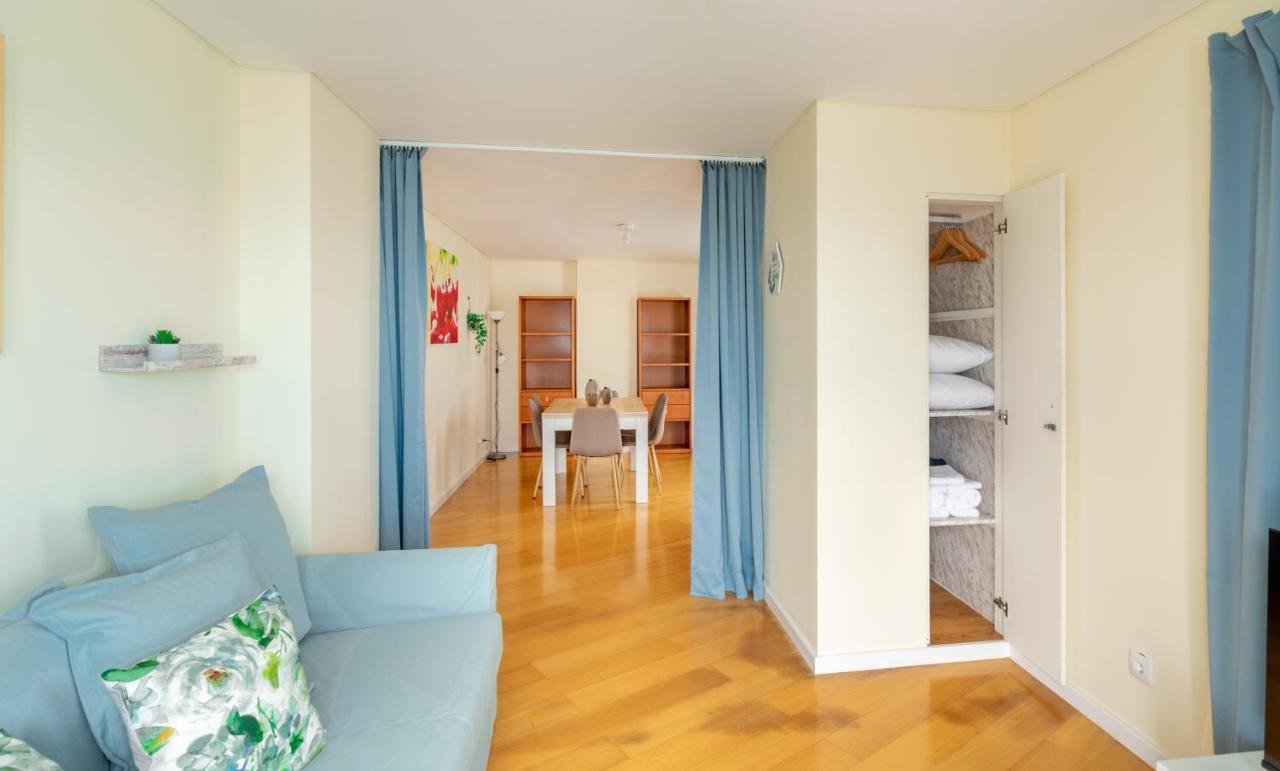 Atlantic Penthouse - City, Montain & Ocean - Free Parking Ponta Delgada Esterno foto