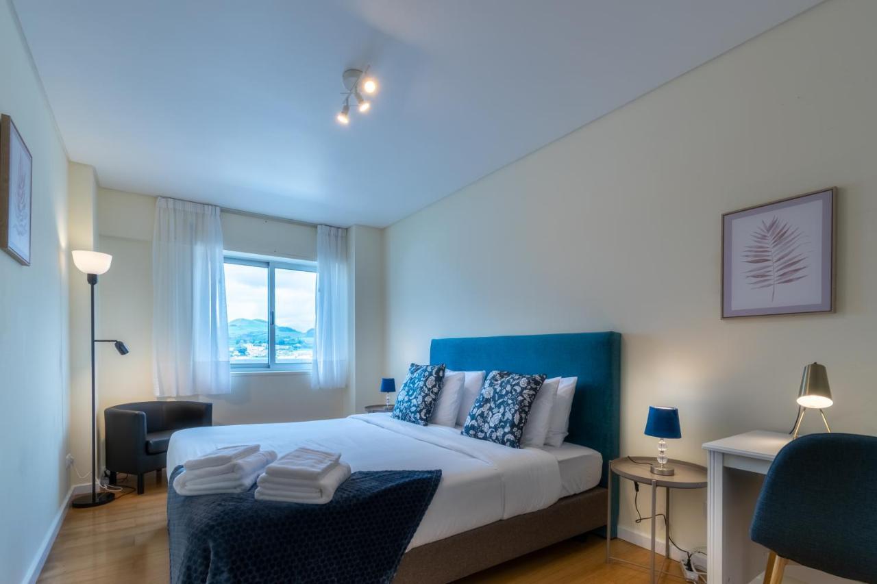 Atlantic Penthouse - City, Montain & Ocean - Free Parking Ponta Delgada Esterno foto